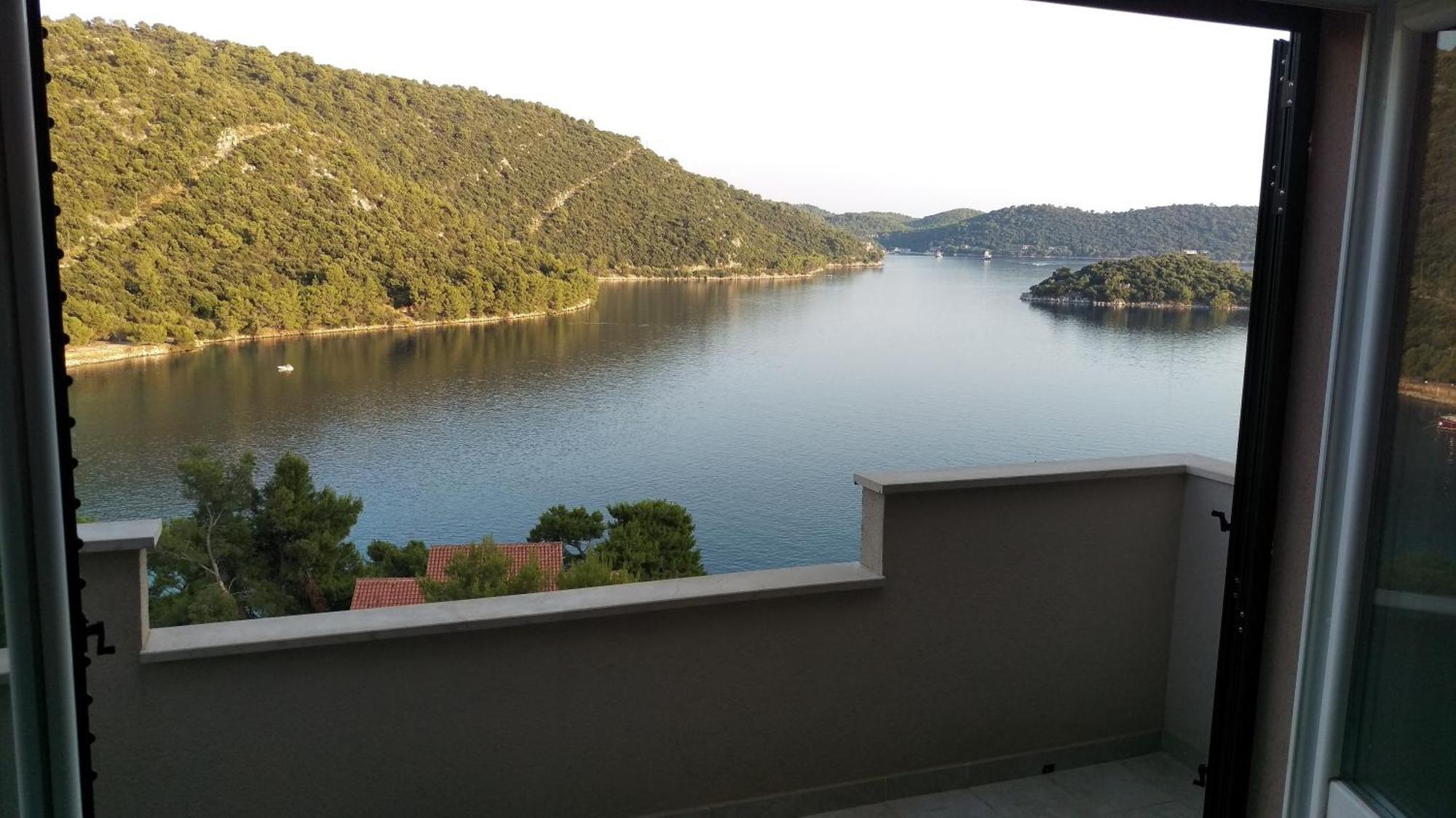 Apartments Ladesta Lastovo Habitación foto